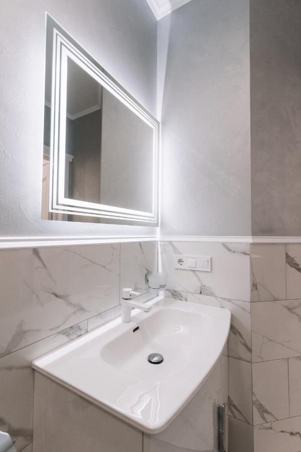 Royal Tower Vip Smart Apartments 1 Kiew Exterior foto